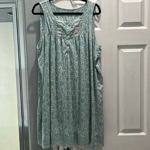 Croft & Barrow short nightgown